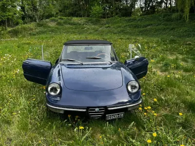 Gebraucht Alfa Romeo GT Junior 89 PS (65 kW) 1972 Blau Cabrio