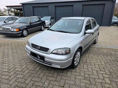 Usata Opel Astra Comfort 101 CV (74 kW) 1998 Argento Utilitaria