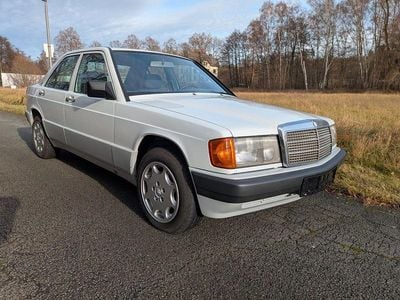 Weiß Gebraucht 1989 Mercedes 190 Limousine | 7.350 €