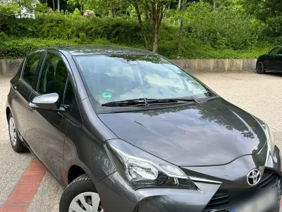 Brugt Toyota Yaris 72 HK (52 kW) 2020 Grå Hatchback