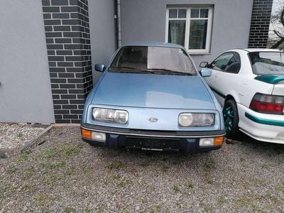 Usado Ford Sierra Ghia 75 HP (55 kW) 1983 Azul Sedan