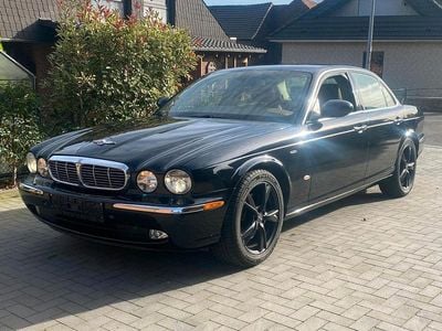 Jaguar XJ6