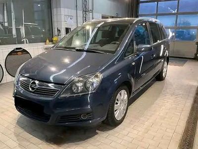 Usata Opel Zafira 140 CV (102 kW) 2008 Monovolume