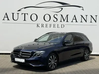 Gebraucht Mercedes E300 Avantgarde 194 PS (142 kW) 2020 Blau Kombi