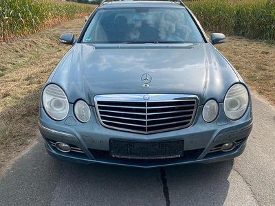 Mercedes E220