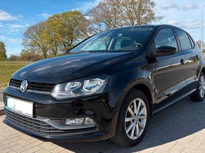 Usata VW Polo LOUNGE 90 CV (66 kW) 2016 Nero Berlina