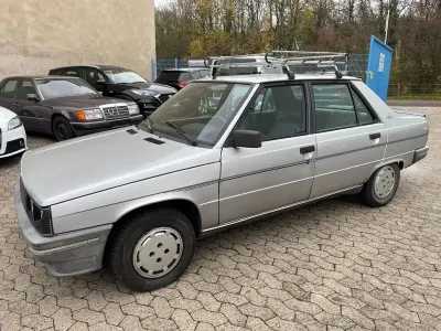 Gebraucht Renault R9 67 PS (49 kW) 1986 Silber Limousine