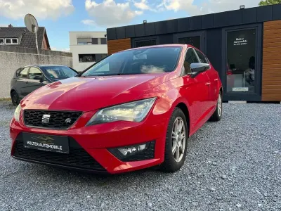Gebraucht Seat Leon FR 180 PS (132 kW) 2015 Rot Limousine