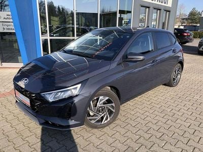 Gebraucht Hyundai i20 101 PS (74 kW) 2025 Grau Kleinwagen