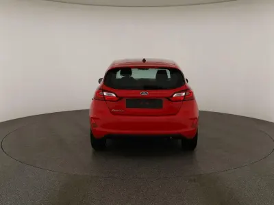 Gebraucht Ford Fiesta Cool & Connect 75 PS (55 kW) 2022 Race rot metallic Kleinwagen