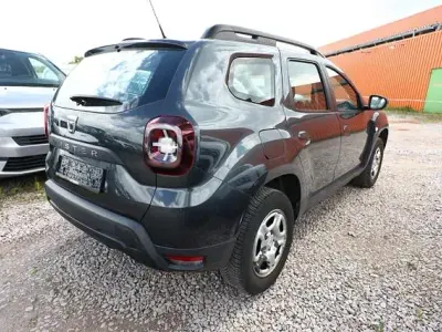 Gebraucht Dacia Duster Comfort 109 PS (80 kW) 2018 Grau grau SUV