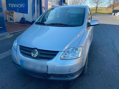 Gebraucht VW Fox 75 PS (55 kW) 2006 Silber Kleinwagen