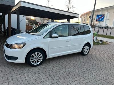 Gebraucht VW Touran 105 PS (77 kW) 2015 Weiß Van / Kleinbus