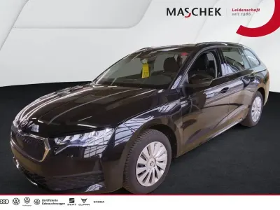 Używany Skoda Octavia Essence 116 KM (85 kW) 2025 Czarny Kombi