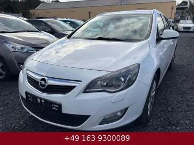 Gebraucht Opel Astra Eco 125 PS (91 kW) 2011 Weiß Kombi