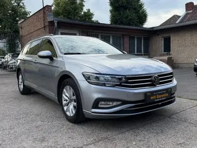 Gebraucht VW Passat Business 150 PS (110 kW) 2023 Silber Kombi