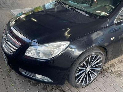 Gebraucht Opel Insignia Edition 163 PS (119 kW) 2014 Schwarz Limousine