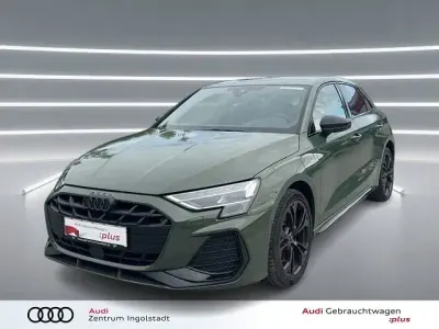 Gebraucht Audi A3 Sportback e-tron S-Line 272 PS (200 kW) 2025 Distriktgrün metallic Kleinwagen