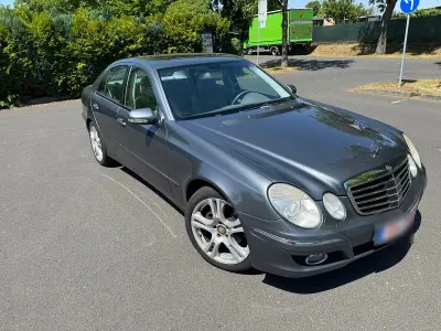 Gebraucht Mercedes E320 224 PS (164 kW) 2008 Grau Limousine
