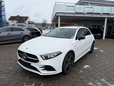 Weiß Gebraucht 2021 Mercedes A250 AMG Limousine | 24.900 € (Guter Preis)