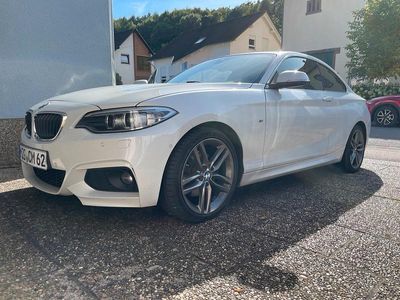 BMW 220