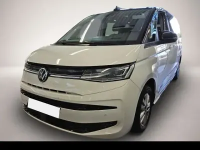 Gebraucht VW Multivan Edition 136 PS (100 kW) 2023 Weiß Van / Kleinbus