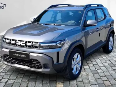 Neu Dacia Duster Celebration 140 PS (102 kW) 2026 Dolomitgrau SUV