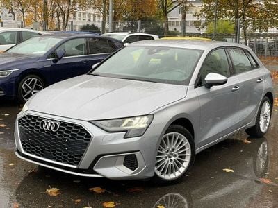 Gebraucht Audi A3 Sportback Ambiente 150 PS (110 kW) 2020 Silber Kleinwagen