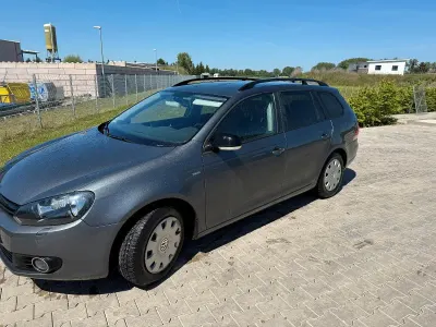 Gebraucht VW Golf VII Match 105 PS (77 kW) 2013 Grau Kombi