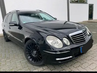 Gebraucht Mercedes 320 200 PS (147 kW) 2003 Schwarz Kombi