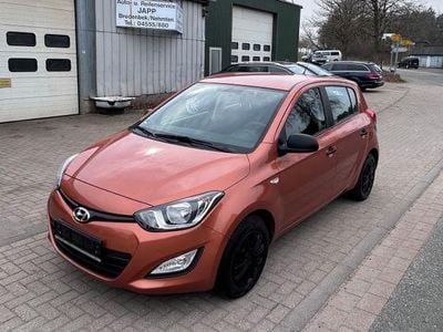 Gebraucht Hyundai i20 86 PS (63 kW) 2014 Orange Kleinwagen