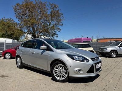 Usata Ford Focus Titanium 101 CV (74 kW) 2014 Argento Berlina