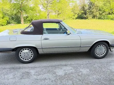 Brugt Mercedes 560 231 HK (169 kW) 1986 Beige Cabriolet