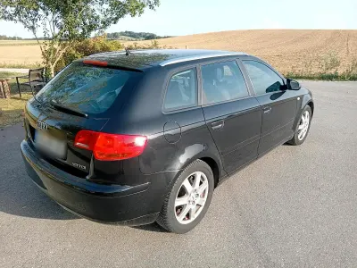 Gebraucht Audi A3 Sportback 105 PS (77 kW) 2008 Schwarz Kleinwagen