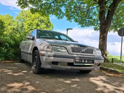 Gebraucht Volvo S40 116 PS (85 kW) 1997 Grau Limousine