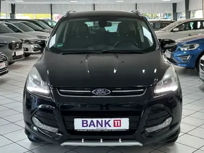 Gebraucht Ford Kuga Titanium 140 PS (102 kW) 2014 Schwarz SUV