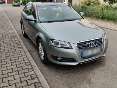 Gebraucht Audi A3 125 PS (91 kW) 2010 Grau Kleinwagen