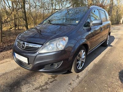 Usata Opel Zafira 125 CV (91 kW) 2011 Blu Monovolume