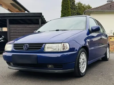 Usata VW Polo Comfortline 60 CV (44 kW) 1997 Blu Berlina