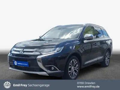 Gebraucht Mitsubishi Outlander Top 150 PS (110 kW) 2017 Schwarz SUV