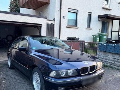 Brugt BMW 520 Basis 150 HK (110 kW) 1999 Blå Sedan