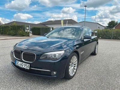 BMW 750