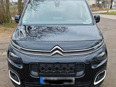 Gebraucht Citroën Berlingo Shine 102 PS (75 kW) 2019 Schwarz Van / Kleinbus