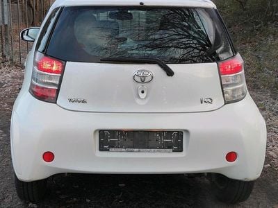 Toyota iQ