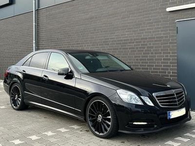 Mercedes E300