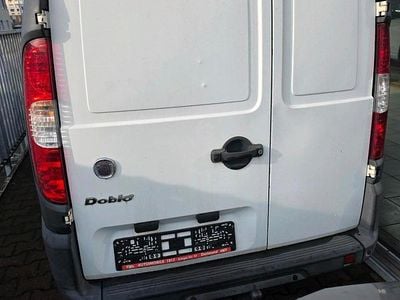 Weiß Gebraucht 2009 Fiat Doblò Van / Kleinbus | 2.700 € (Fairer Preis)