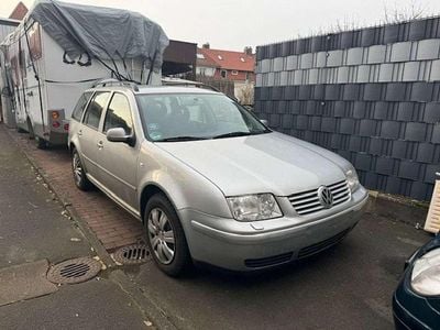 Reflexsilber metallic (metallic) Gebraucht 2000 VW Bora Highline Limousine | 2.950 € (Fairer Preis)