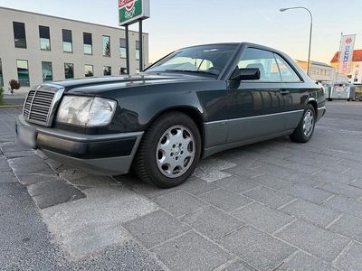Usata Mercedes E230 122 CV (89 kW) 1988 Coupé