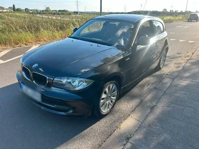 Gebraucht BMW 116 M Sport 120 PS (88 kW) 2010 Schwarz Kleinwagen