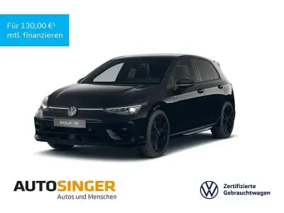 Gebraucht VW Golf VIII R 333 PS (244 kW) 2025 Grenadillschwarz metallic Limousine
